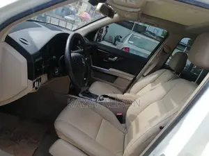 Mercedes-Benz GLK-Class 350 4MATIC 2011 White