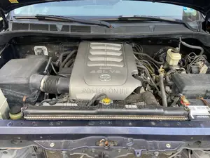 Toyota Tundra CrewMax 4x4 Limited 2010 Blue