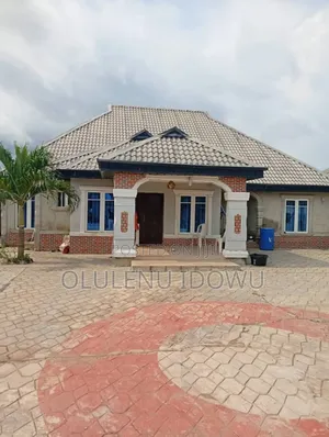 Furnished 2bdrm Bungalow in Ado-Odo/Ota for sale