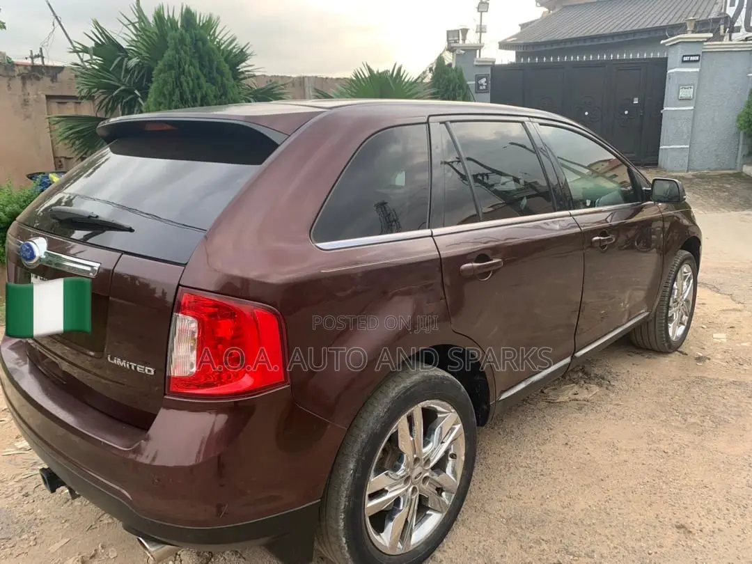 Ford Edge 2012
