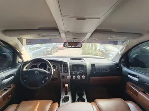 Toyota Tundra 2012 Black