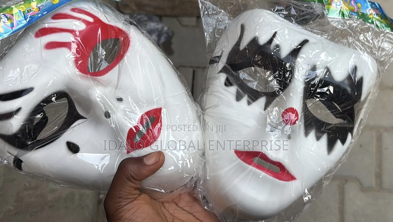 Feminine Costume Mask
