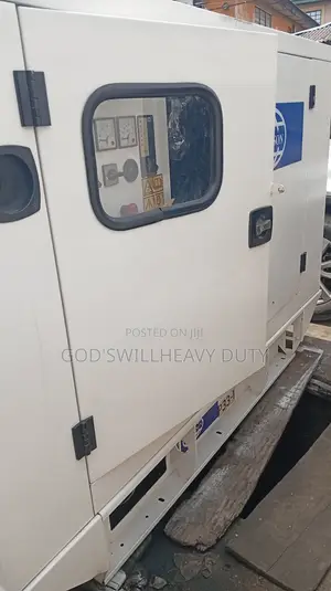 30kva U.K Used Fgwilson Perkins Soundproof Generator