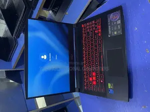 Laptop MSI Katana 15 16GB Intel Core i7 SSD 512GB