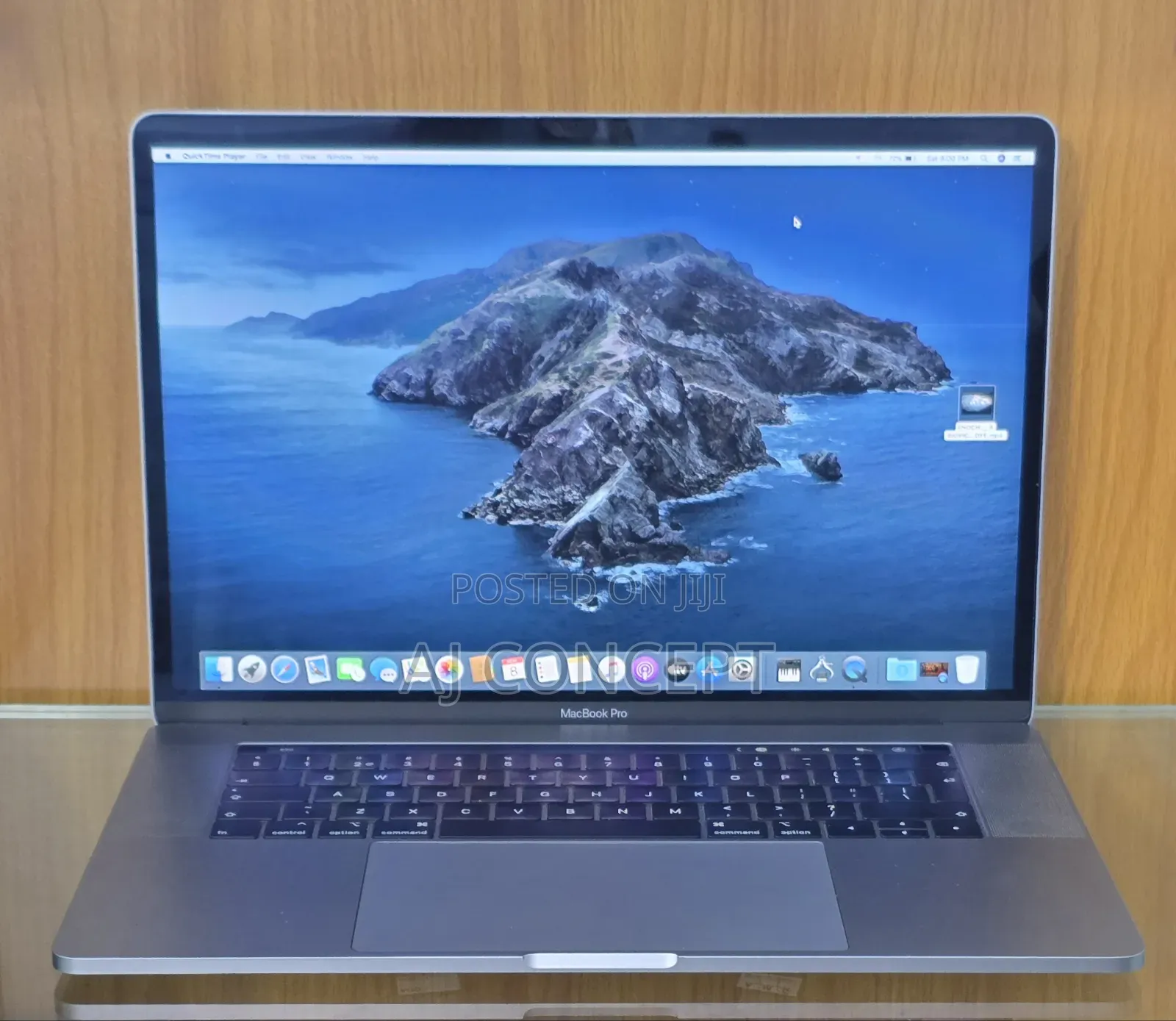 Laptop Apple MacBook Pro 2018 16GB Intel Core i7 SSD 250GB