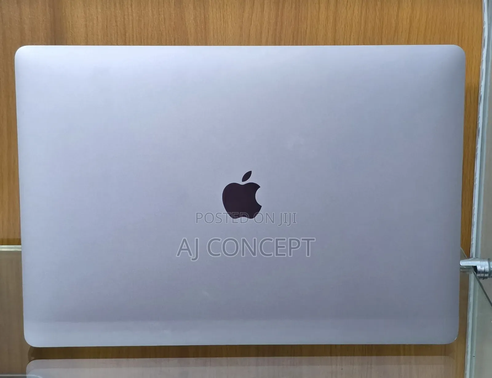 Laptop Apple MacBook Pro 2018 16GB Intel Core i7 SSD 250GB