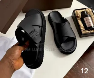 Men Pedro Cross Slides