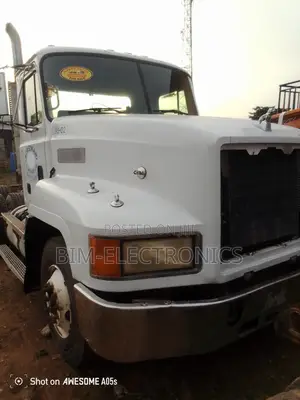 Mack Head for Truck
