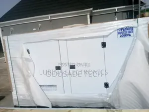 Brand New Perkins 200kva Soundproof Diesel Silent Lister Generator