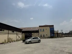 2,000 SQM Warehouse With Showroom