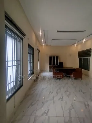 4bdrm Townhouse / Terrace in Gusape, Guzape District for rent