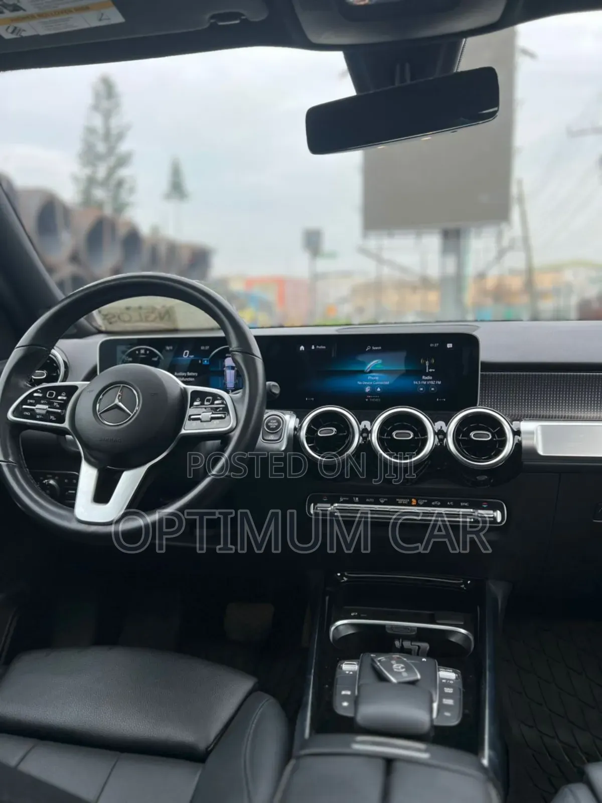 Mercedes-Benz GLB-Class 2021 White