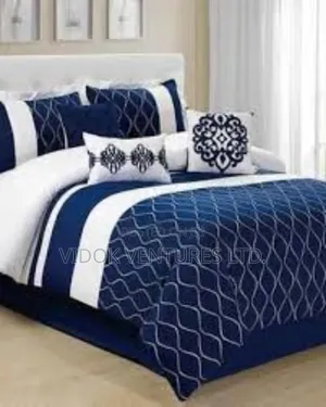 Set Oo Bed Sheet and Duvet for Hotel and Home Use