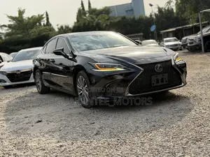 Lexus ES 2020 Black