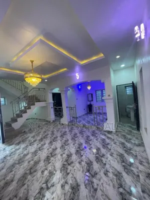 2bdrm Block of Flats in Victory Garden Str, for rent