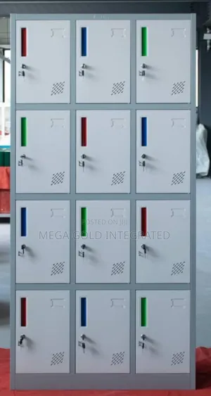 12 Compartment Storage Locker