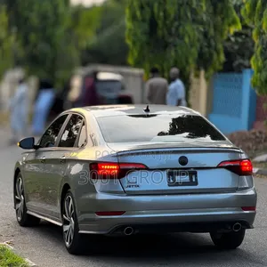Volkswagen Jetta 2021 Gray