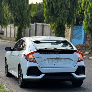Honda Civic 2021 Silver