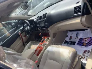 Toyota Highlander Limited 2012 Black