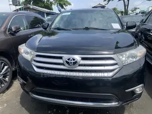Toyota Highlander Limited 2012 Black