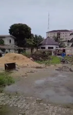 1200sqm of Land at Saka Tinubu, Victoria Island for Lease