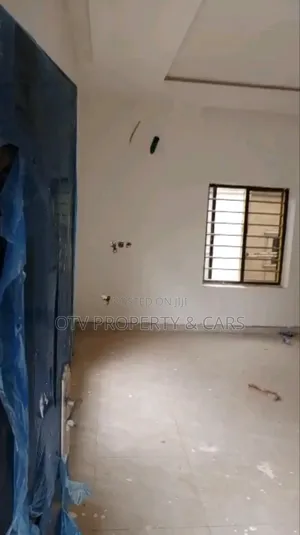3bdrm Duplex in Lugbe District for rent