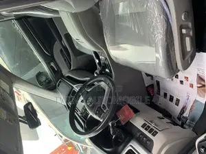 Toyota Highlander Limited 4dr SUV AWD (3.5L 6cyl 6A) 2015 Silver