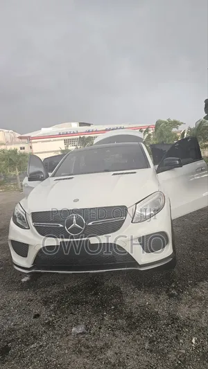 Mercedes-Benz GLE-Class 2016 White