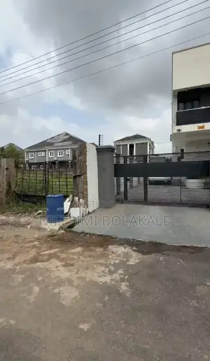 Fenced and Gated 613sqm at Carlton Gate Estate, Akobo