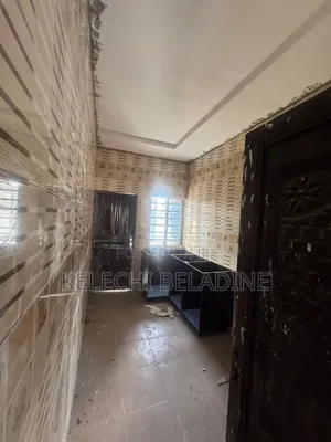 Mini Flat in Ago Palace for rent