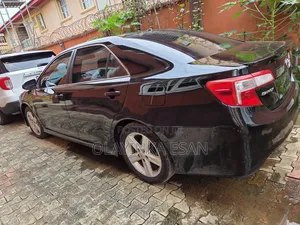 Toyota Camry SE 4dr Sedan (2.5L 4cyl 6A) 2013 Black