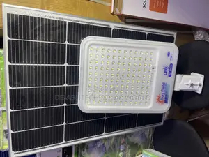 500 Sunfield Solar Flood Light