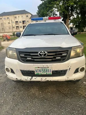 Toyota Hilux Rental
