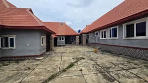 3bdrm Block of Flats in Ologuneru, Ibadan for sale