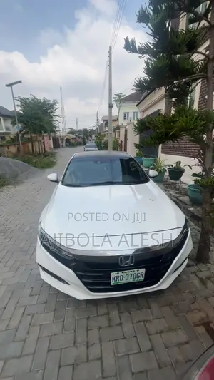 Honda Accord Sport (1.5L 4cyl Turbo CVT) 2019 White