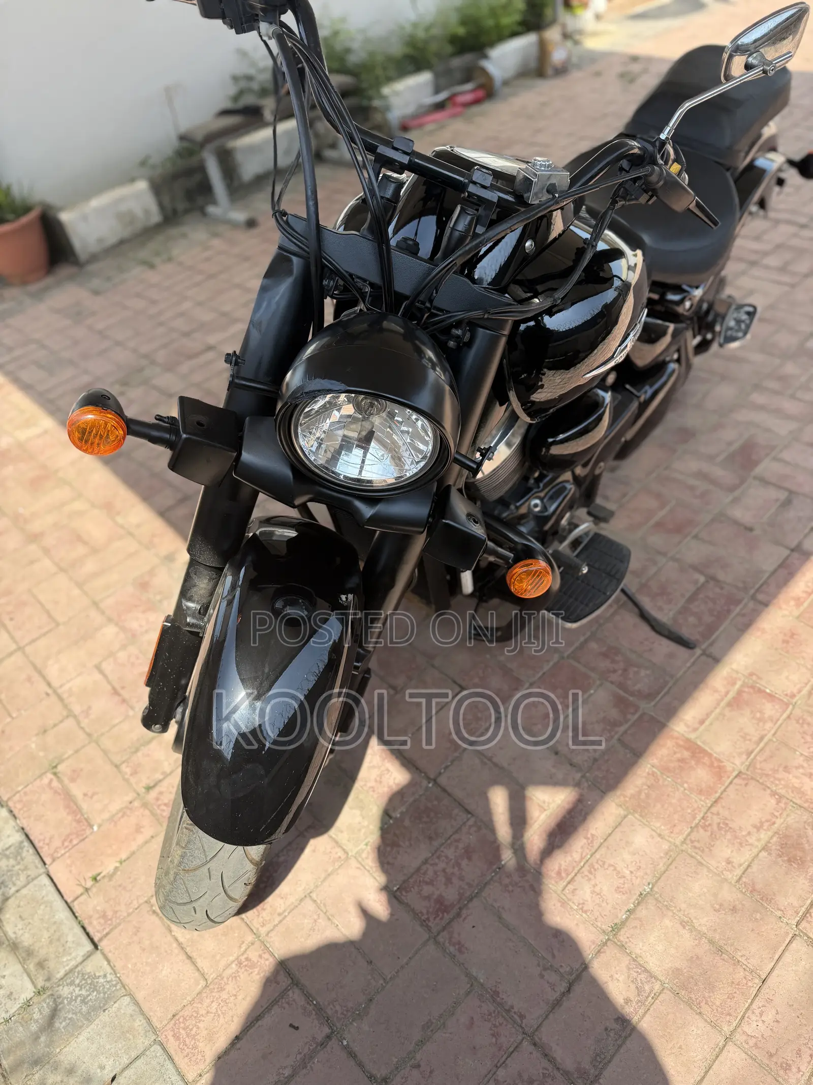 Suzuki Intruder 2015 Black