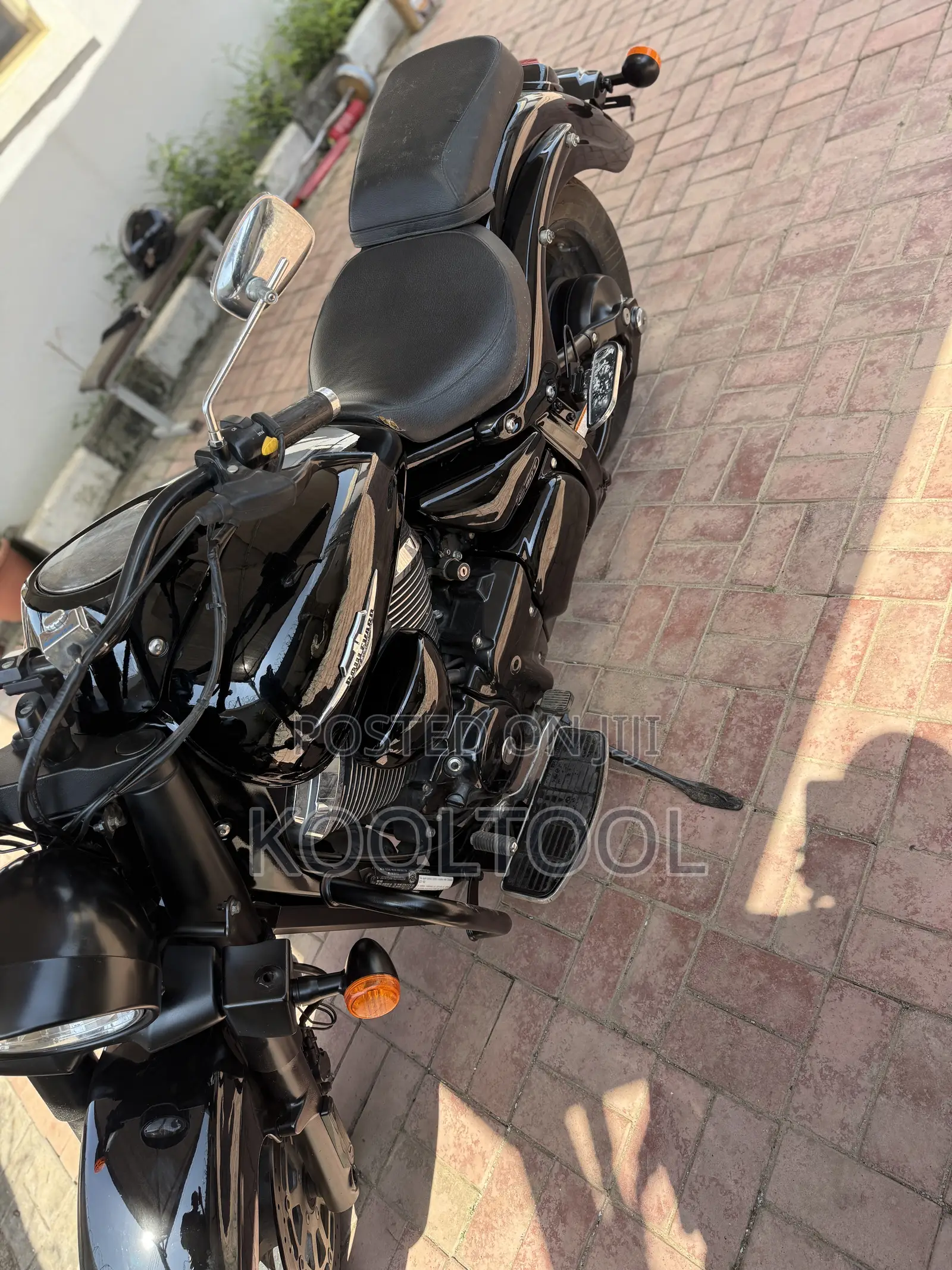 Suzuki Intruder 2015 Black