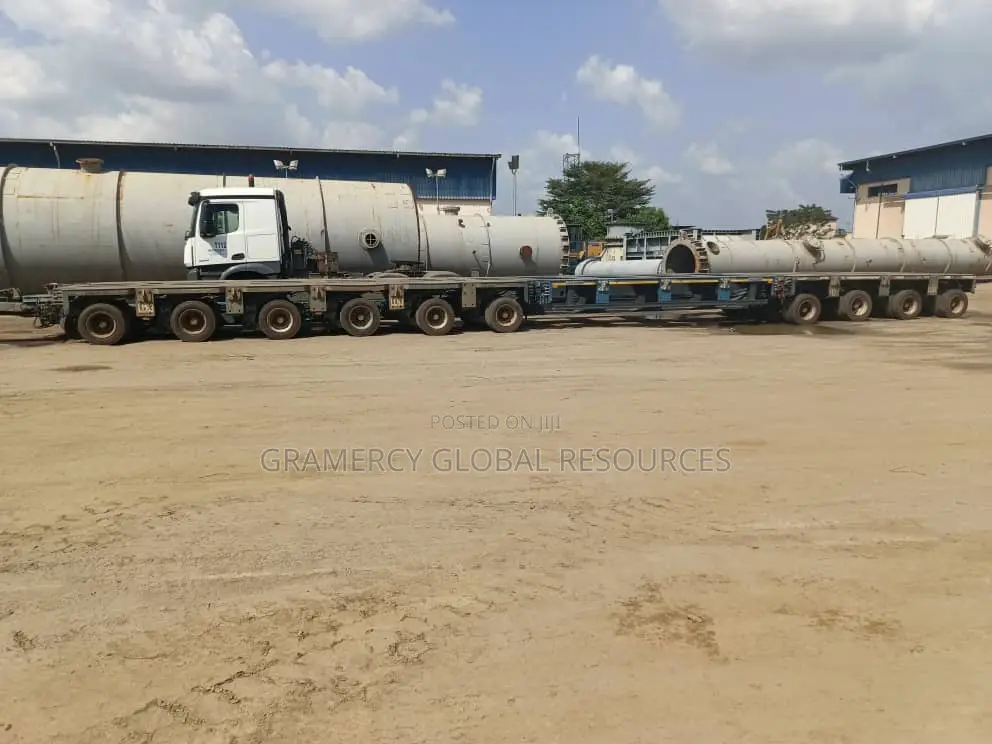Long Range Low Bed for Heavy Machineries Available for Hire