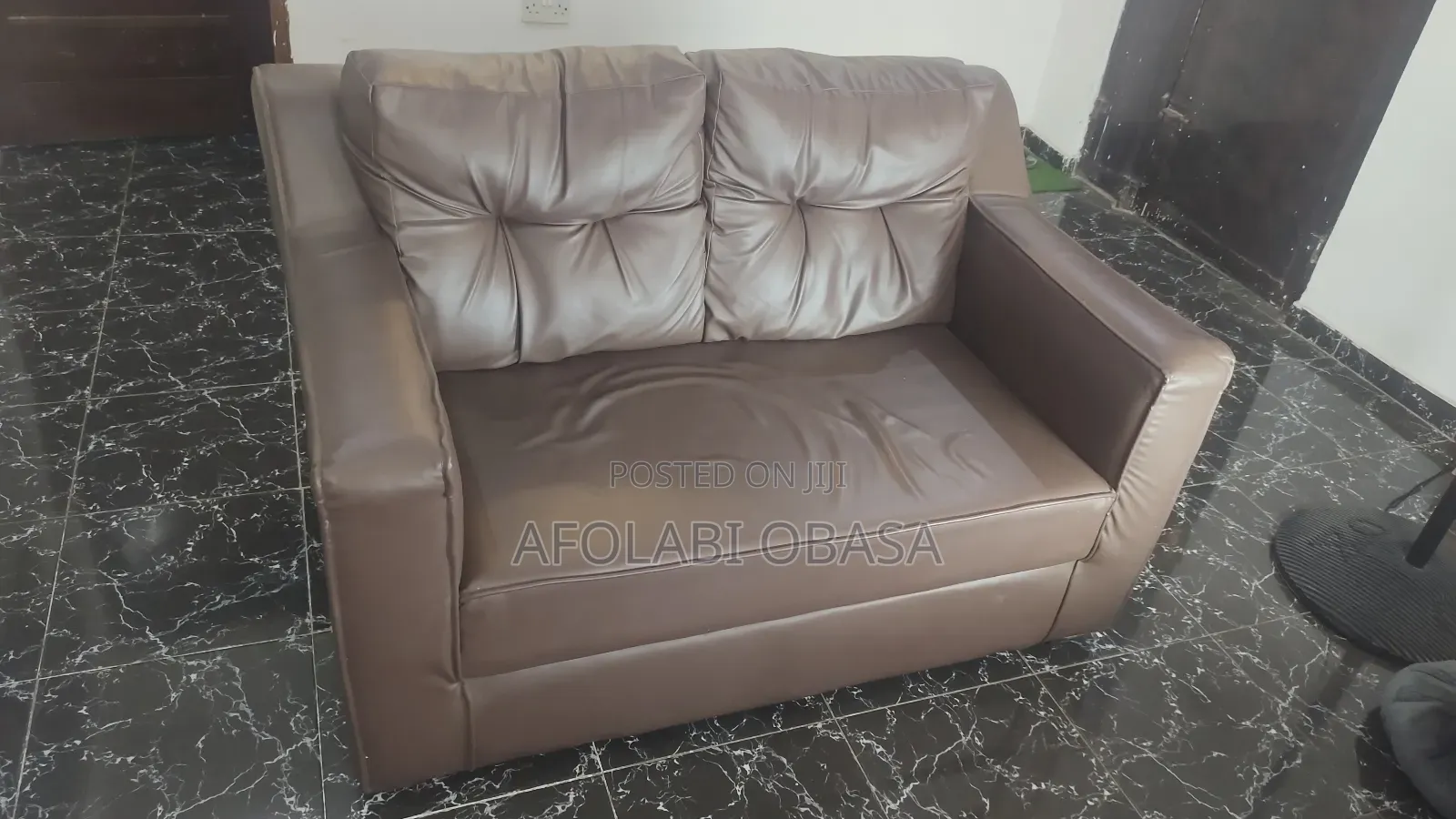 Brown Leather Sofa (Large 2 Seater)