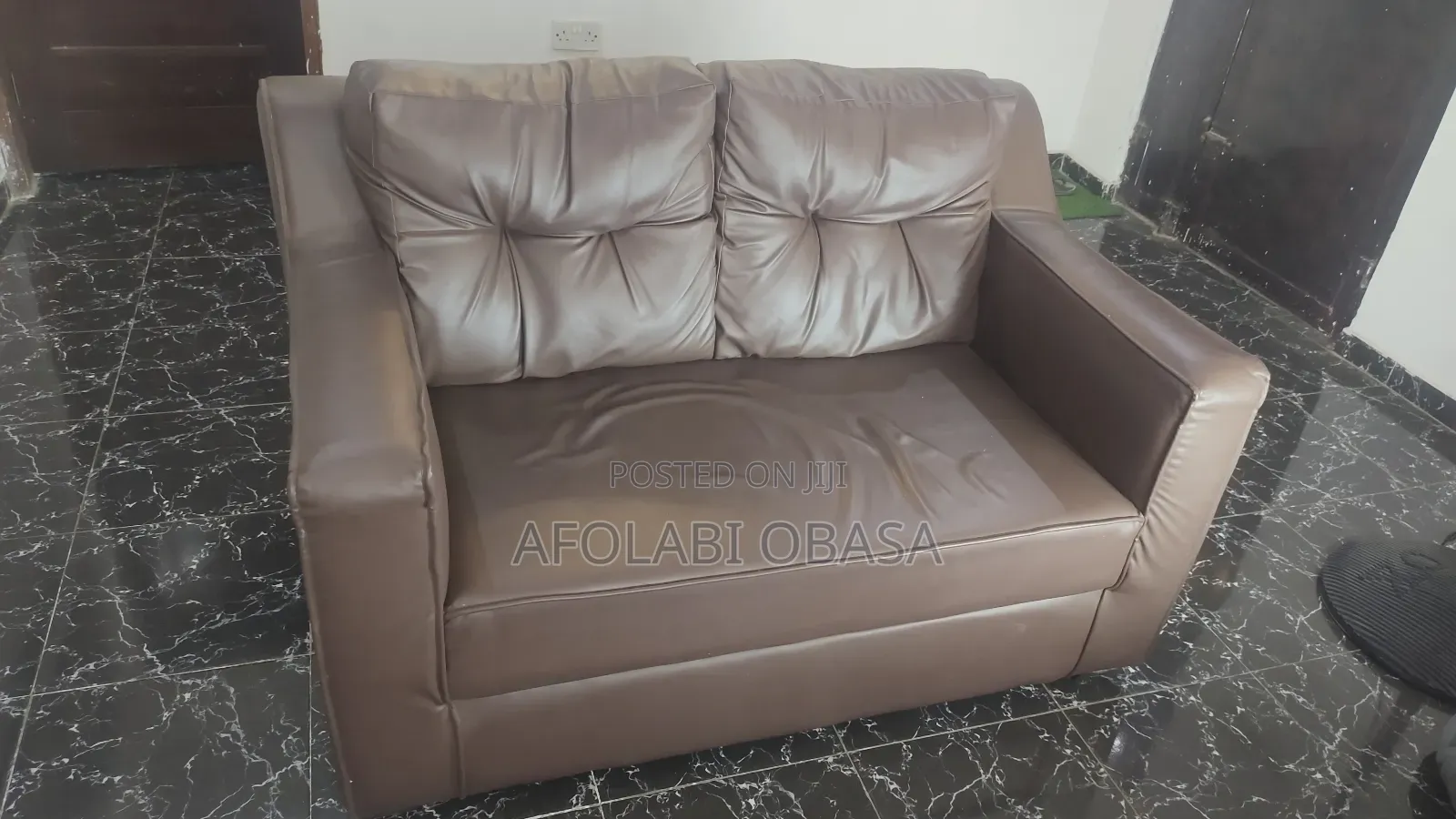 Brown Leather Sofa (Large 2 Seater)