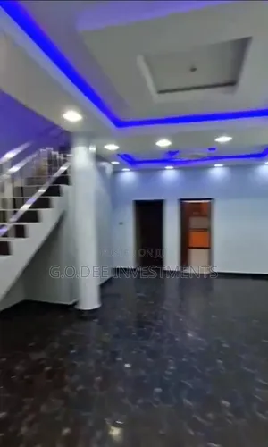 5bdrm House in Ago for sale