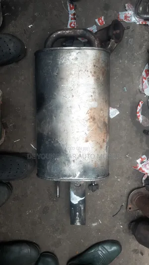 Back Exhaust Port for Toyota Camry 2005 Model