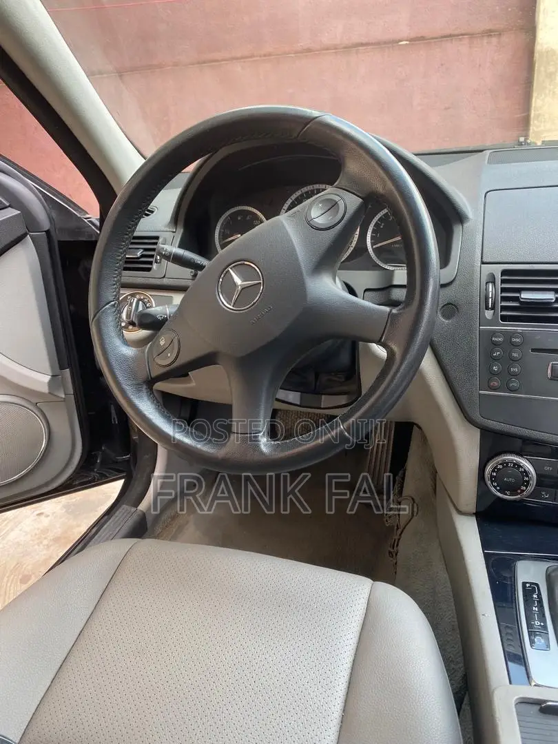 Mercedes-Benz C-Class 2009 Black
