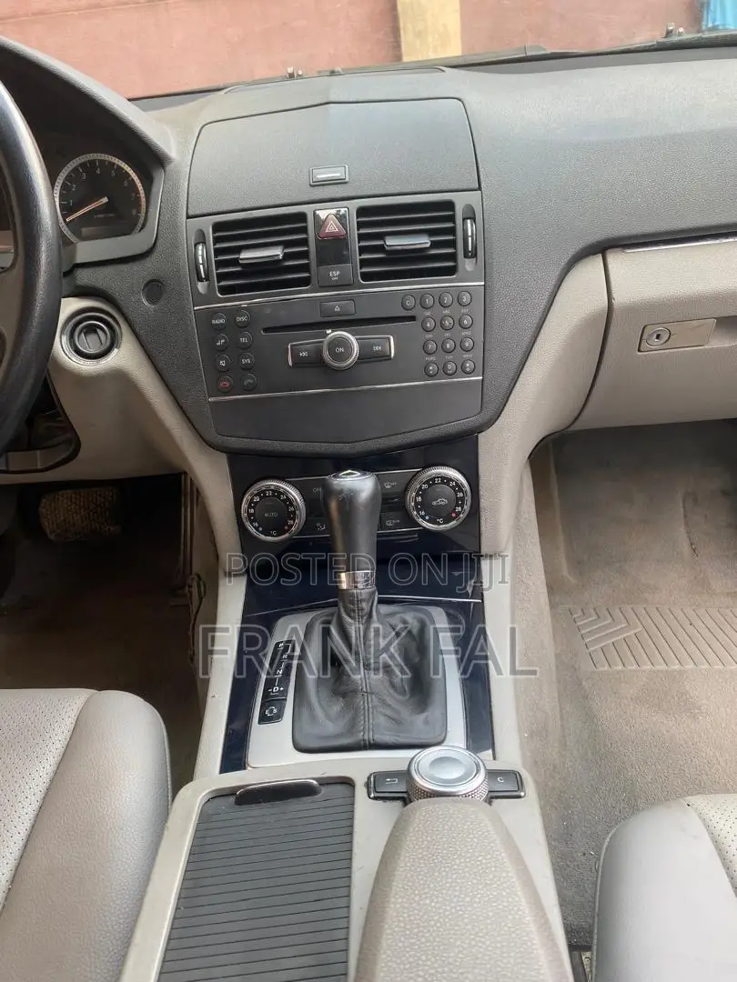 Mercedes-Benz C-Class 2009 Black