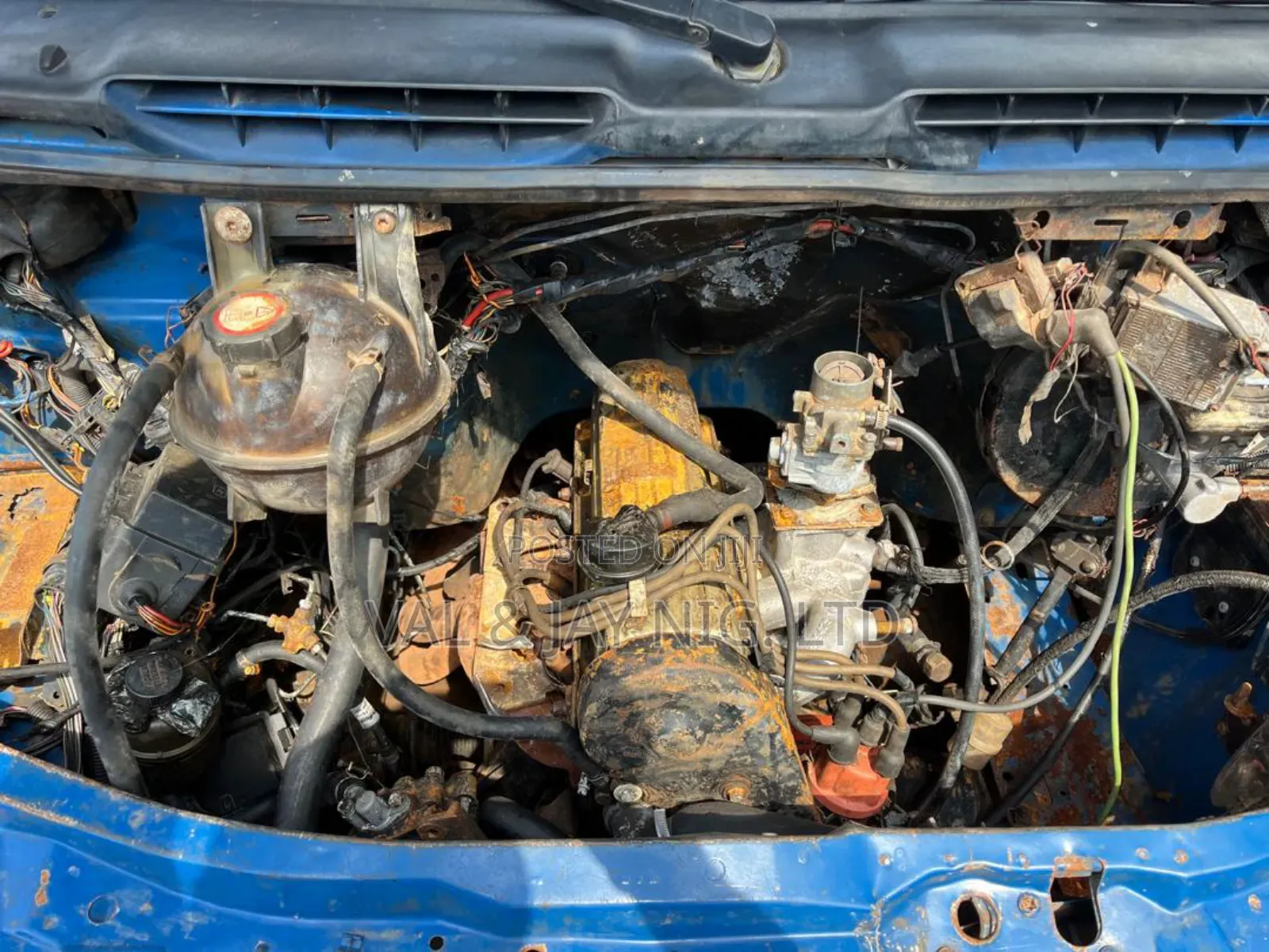 Ford Transit 1999 Blue