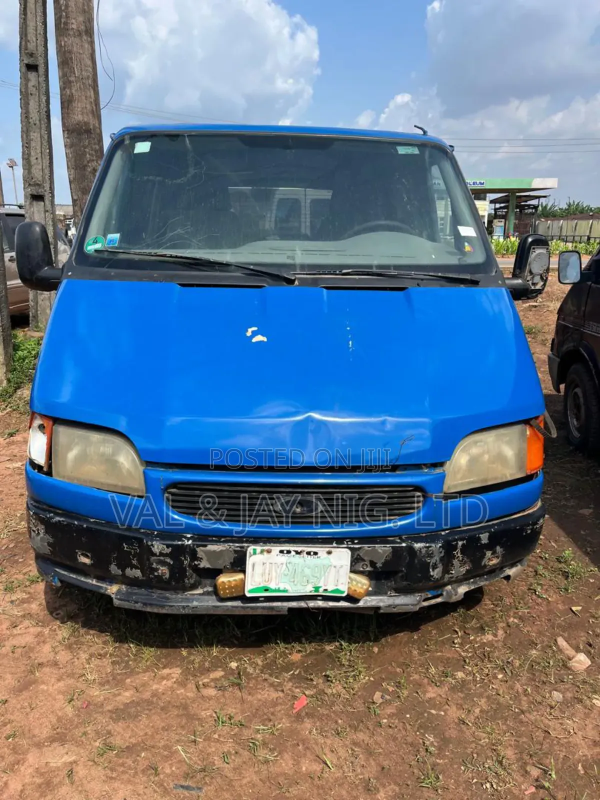 Ford Transit 1999 Blue