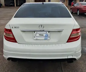 Mercedes-Benz C300 2008 White