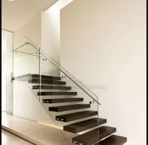 Level Glass Handrail