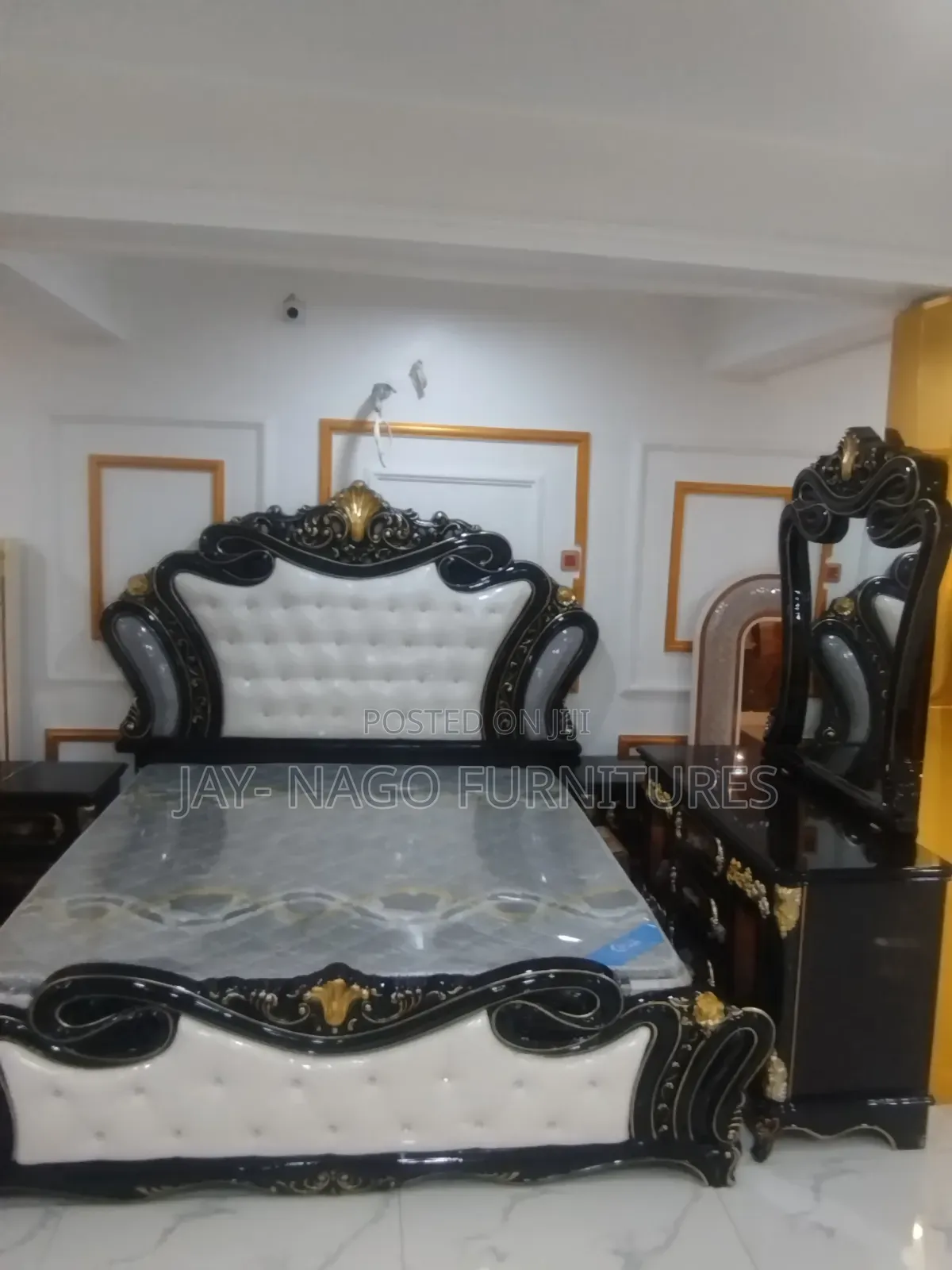 Complete Set Royal Bed Frame
