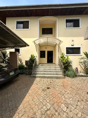 4bdrm Duplex in Wuse 2 for rent